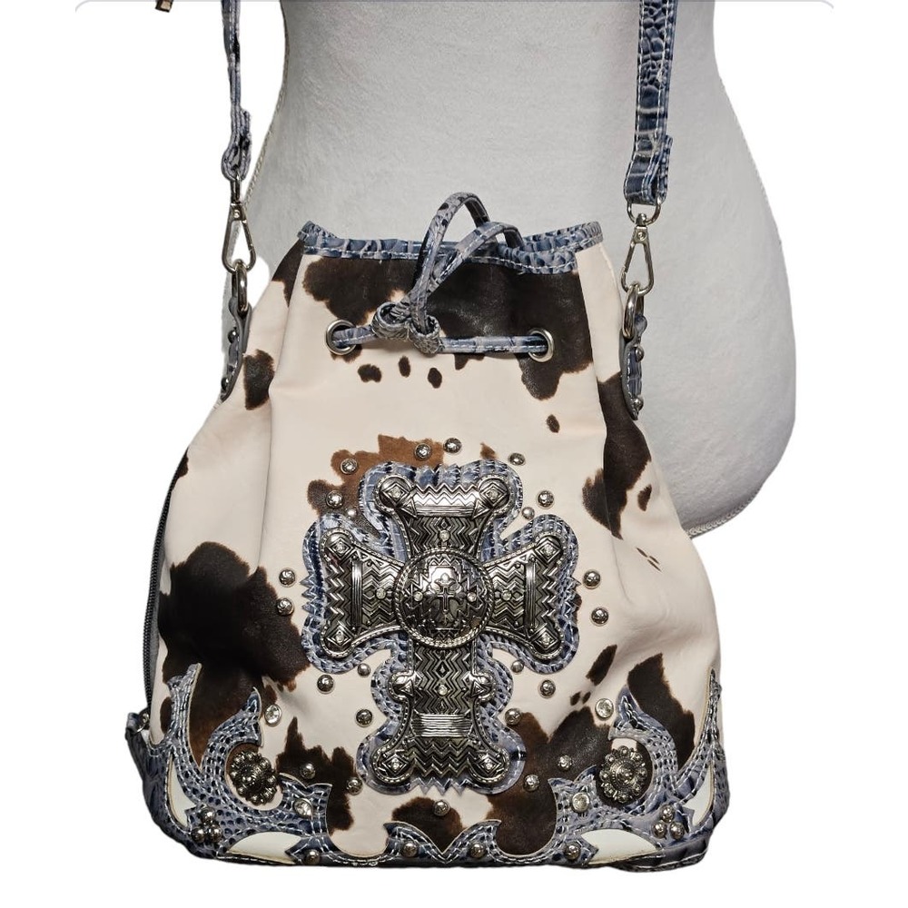 Cowgirl Trendy Cow Print Embellished Blue Snakeskin Purse